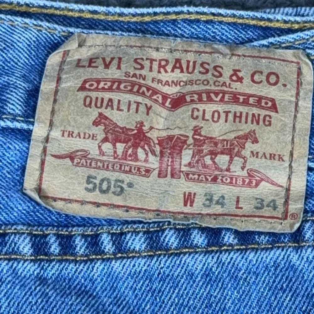 Levis 505 Regular Fit Straight Leg Mens Jeans Blue Denim 34x34 Medium Wash